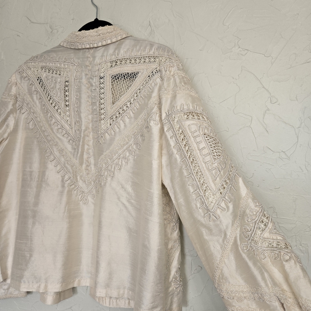 Vintage Silk Embroidered Lattice Cream Jacket, L - Picture 10 of 13